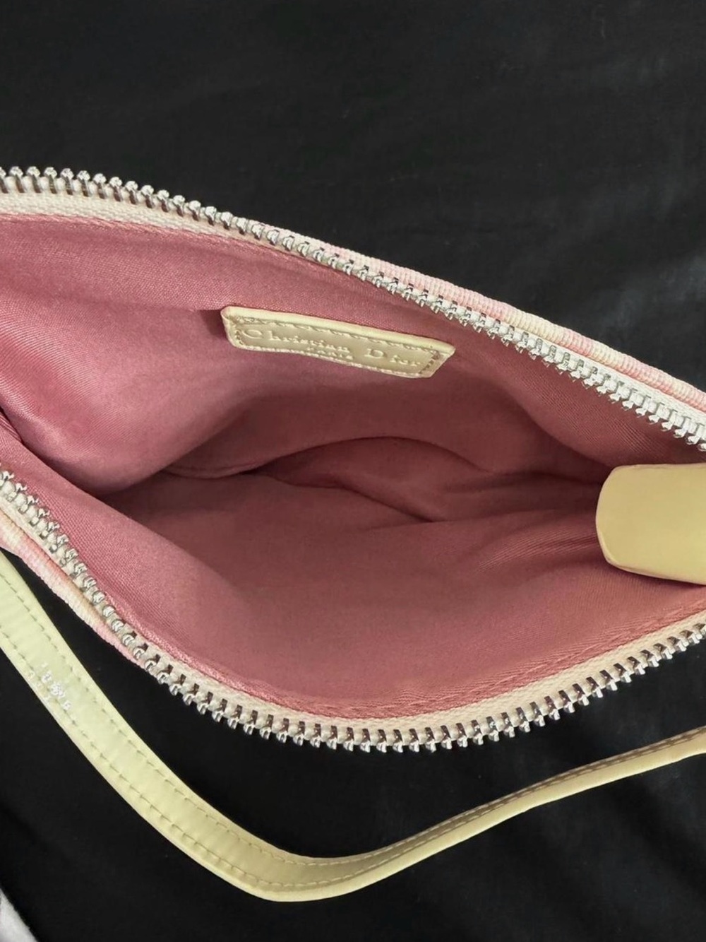 Vintage dior Pink Monogram Saddle Shoulder Bag with Cream Trim - Picture 4 of 4